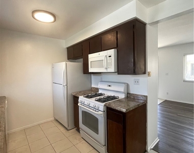 119 17th Street - Photo Thumbnail 12