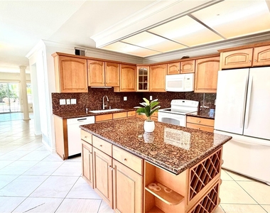22661 Spring Lake Lane - Photo Thumbnail 2