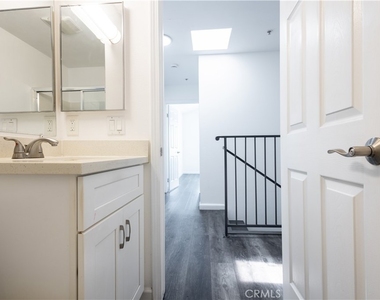32311 Alipaz Street - Photo Thumbnail 8