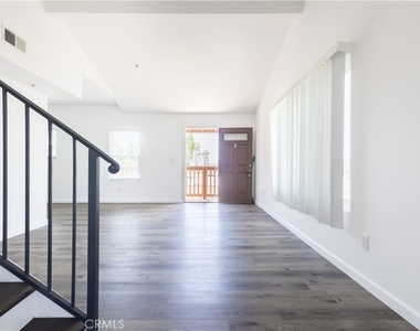 32311 Alipaz Street - Photo Thumbnail 11