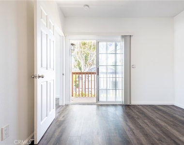 32311 Alipaz Street - Photo Thumbnail 10