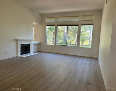 236 Downey Lane - Photo Thumbnail 4