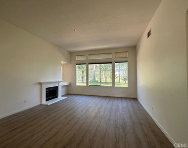 236 Downey Lane - Photo Thumbnail 2