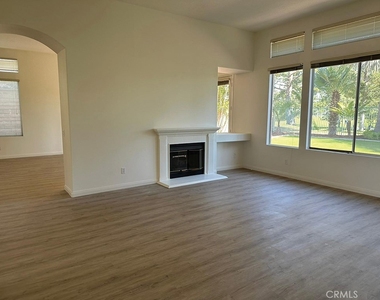 236 Downey Lane - Photo Thumbnail 3