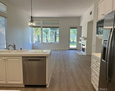 236 Downey Lane - Photo Thumbnail 7