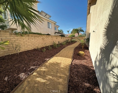 236 Downey Lane - Photo Thumbnail 23