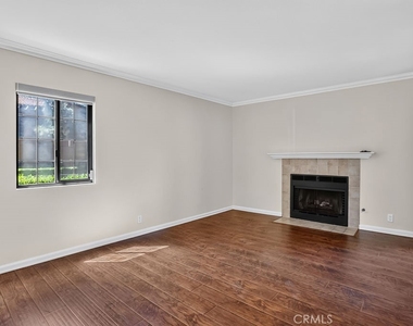 25661 Indian Hill - Photo Thumbnail 4