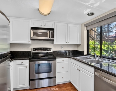 25661 Indian Hill - Photo Thumbnail 10