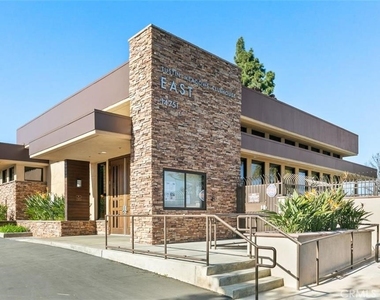14921 Featherhill Road - Photo Thumbnail 33