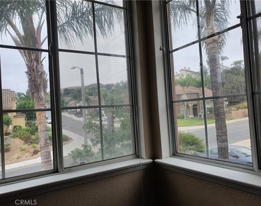 15075 Calle La Paloma - Photo Thumbnail 24