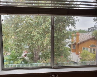 15075 Calle La Paloma - Photo Thumbnail 31