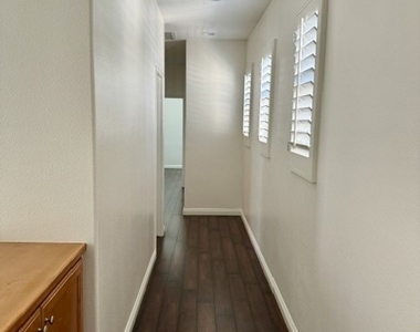 10 Pine Hill Lane - Photo Thumbnail 13