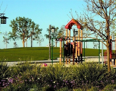 10 Pine Hill Lane - Photo Thumbnail 48