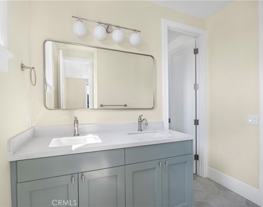 316 22nd Street - Photo Thumbnail 10