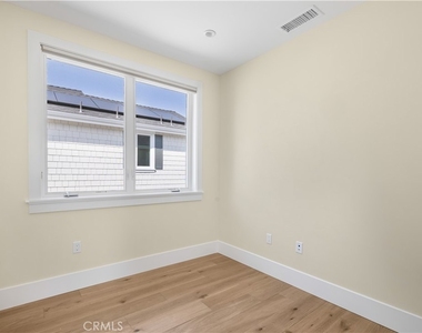 316 22nd Street - Photo Thumbnail 12