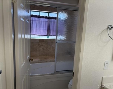 3950 Carmel Springs Way - Photo Thumbnail 5
