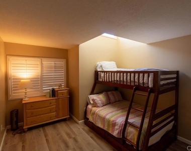 128 Roper Court - Photo Thumbnail 32