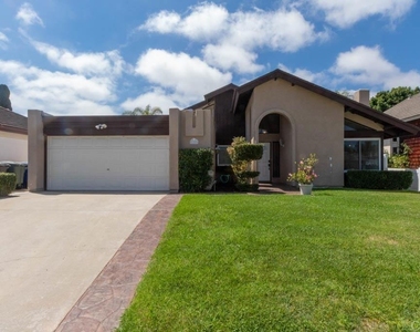 128 Roper Court - Photo Thumbnail 16