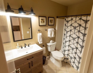 128 Roper Court - Photo Thumbnail 24