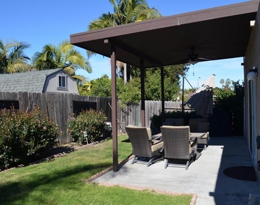 128 Roper Court - Photo Thumbnail 1