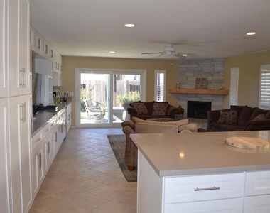 128 Roper Court - Photo Thumbnail 6