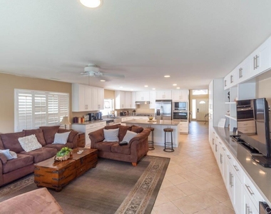 128 Roper Court - Photo Thumbnail 39
