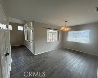 947 Cheyenne - Photo Thumbnail 5