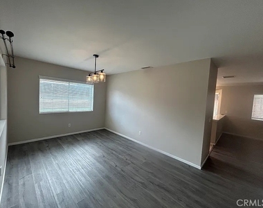 947 Cheyenne - Photo Thumbnail 6