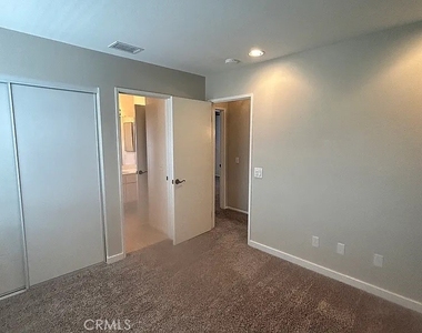 947 Cheyenne - Photo Thumbnail 16
