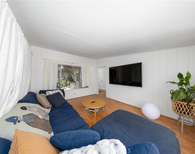 8357 Elsmore - Photo Thumbnail 9