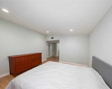 8357 Elsmore - Photo Thumbnail 25