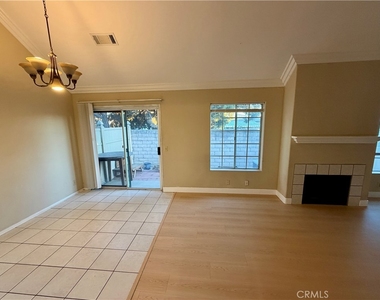 1371 S Park Avenue - Photo Thumbnail 2