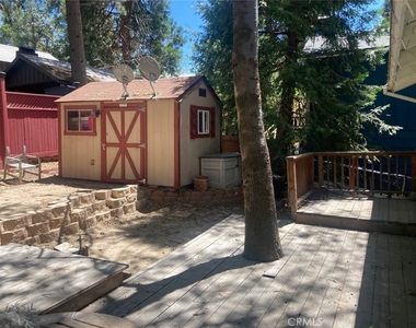 143 Western - Photo Thumbnail 23