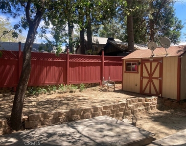 143 Western - Photo Thumbnail 22