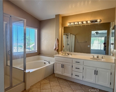 27577 Echo Canyon Court - Photo Thumbnail 8