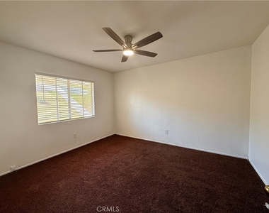 27577 Echo Canyon Court - Photo Thumbnail 11