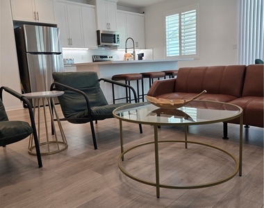 24115 Hillcrest - Photo Thumbnail 8