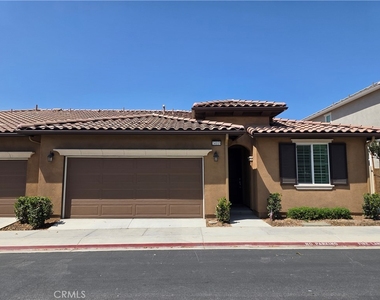 24115 Hillcrest - Photo Thumbnail 21