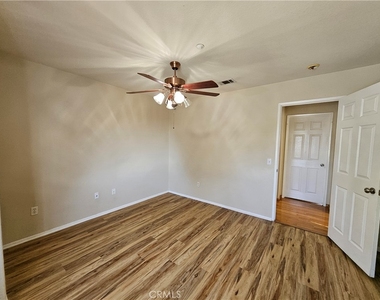 1366 Withorn Court - Photo Thumbnail 17
