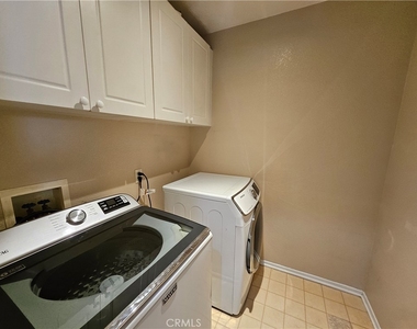 1366 Withorn Court - Photo Thumbnail 19