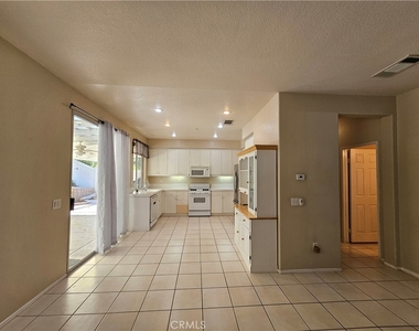 1366 Withorn Court - Photo Thumbnail 6