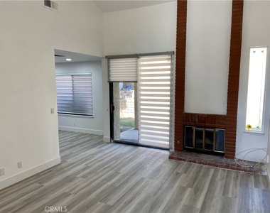 1031 S Palmetto Avenue - Photo Thumbnail 1