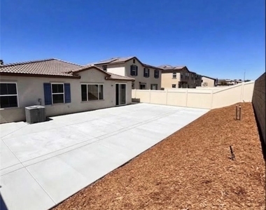 9698 Babaco Street - Photo Thumbnail 23
