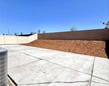 9698 Babaco Street - Photo Thumbnail 22