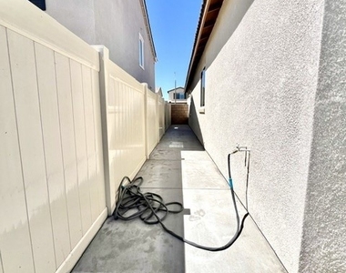 9698 Babaco Street - Photo Thumbnail 24