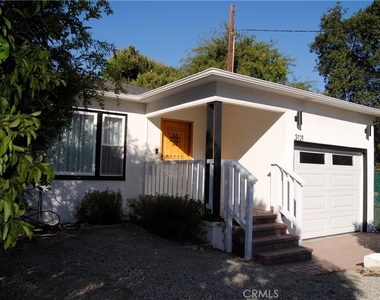 3121 Honolulu Avenue - Photo Thumbnail 1