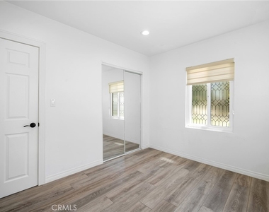 11007 Collett - Photo Thumbnail 22