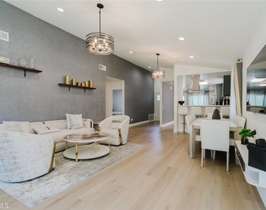 23128 Calvello Drive - Photo Thumbnail 3