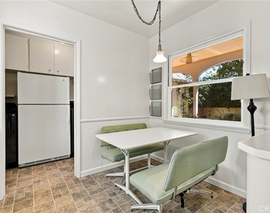 1105 Graynold - Photo Thumbnail 8