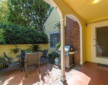 1105 Graynold - Photo Thumbnail 23